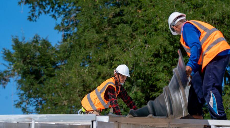 Professional gutter cleaning in Orient, OH